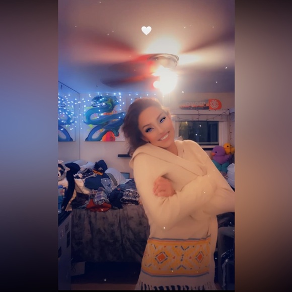 Cream Hooded Cardigan with Fringe and Pattern - Picture 8 of 17